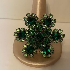 AUSTRIA BROOCH PIN VINTAGE SIGNED GREEN CRYSTAL 3D FLOWER